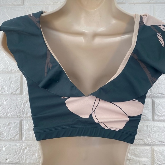 Albion Emerald Tigerlily Lauren Swim Crop Small - Picture 2 of 9